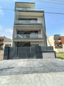 Brand new park-facing 2BHK 6 Marla floor for sale in VIP Sector-79, Mohali