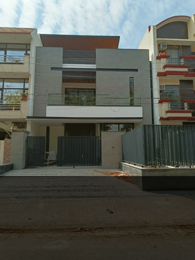 250 Gaj Luxury Duplex Kothi for Sale in Mohali